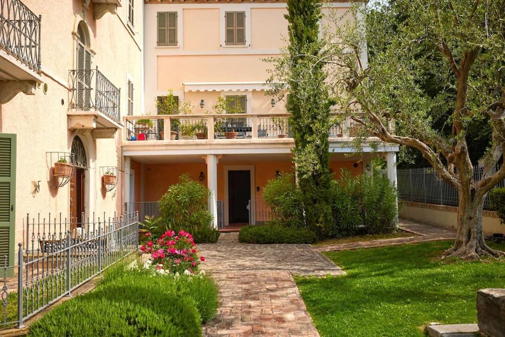 Apartment In Historic Villa With Pool And Tennis Bargni Dış mekan fotoğraf