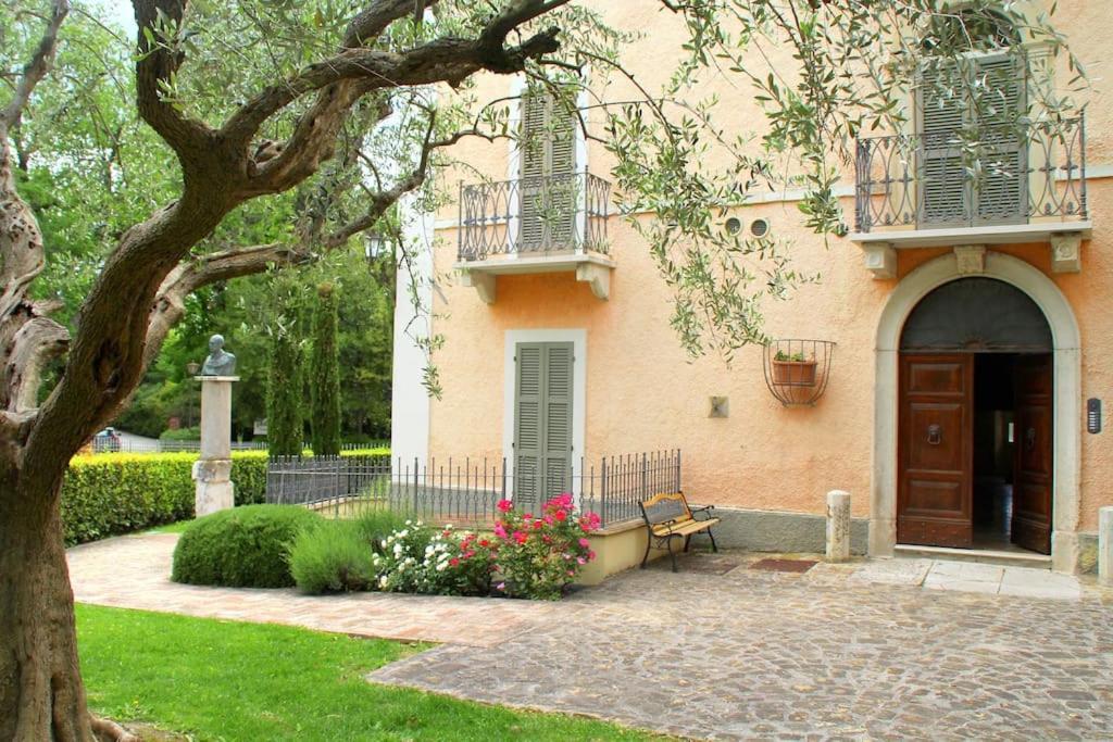 Apartment In Historic Villa With Pool And Tennis Bargni Dış mekan fotoğraf